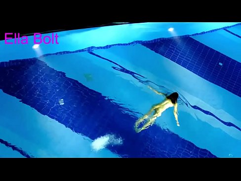 ❤️ İzlemeden duramıyorum, genç sarışın ELLA BOLT resort havuzunda çıplak yüzerken yakalandı ️ Porno videosu pornoda tr.porno-flix.ru ☑